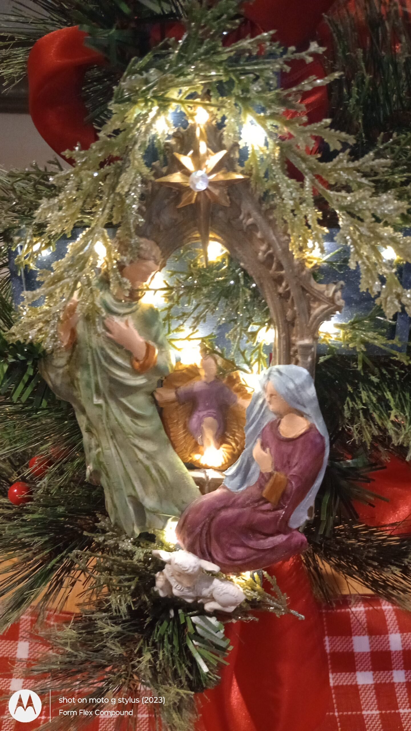 *LIMITED QUANTITY* Cross with Form Flex Castings Bundle - Image 4